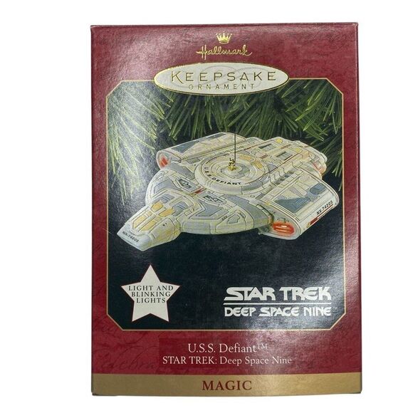 U.S.S. Defiant Star Trek Deep Space Nine Hallmark Ornament - Picture 1 of 4